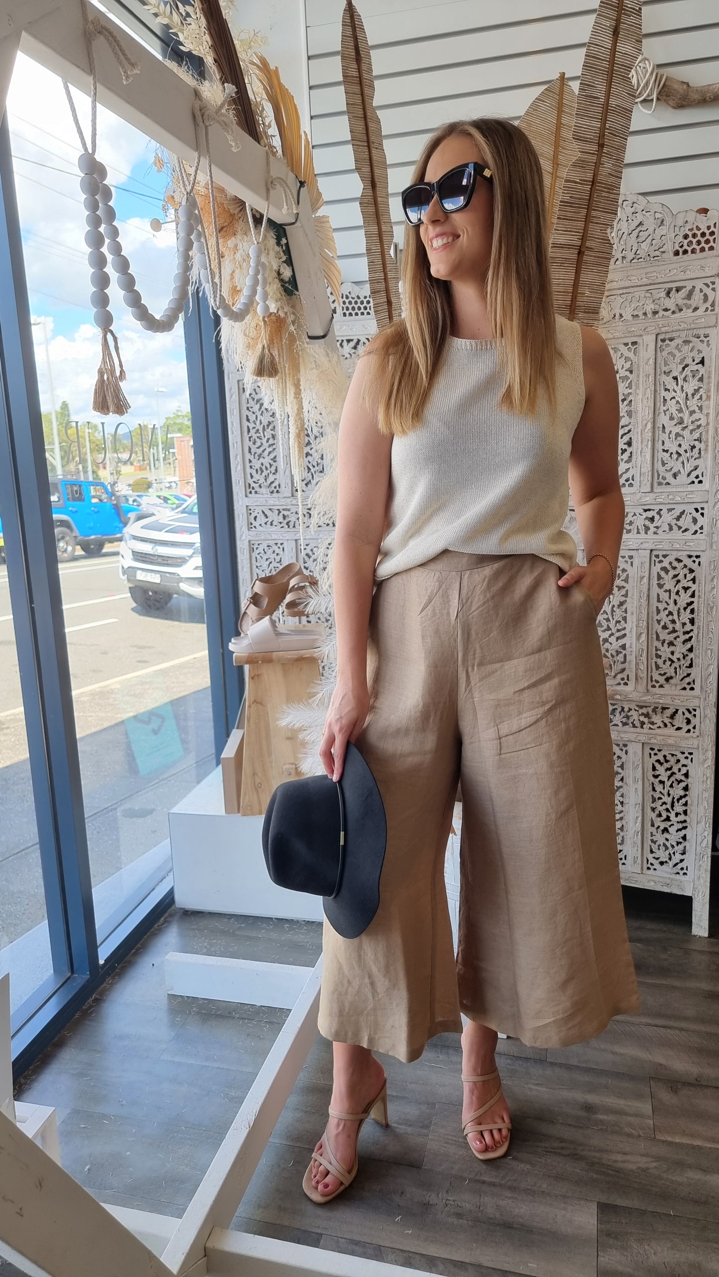 Cabarita linen pant | biscuit